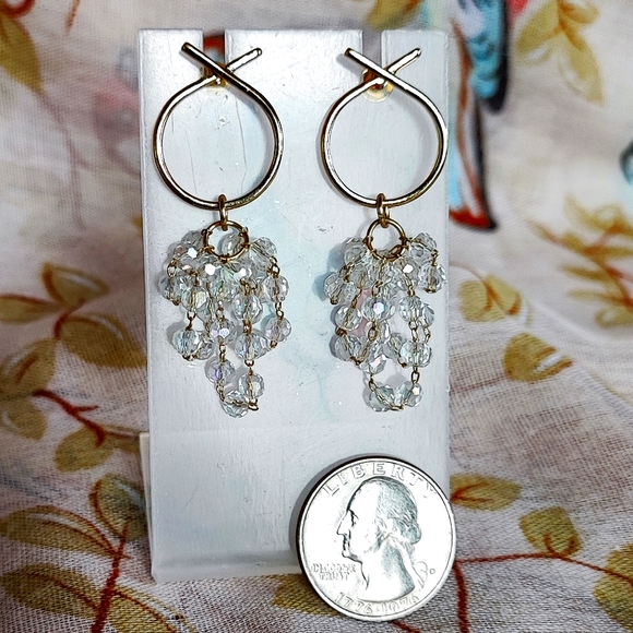 Unsigned Gold Tone Circle Knot Crystal Clear Chain Strung Pierced Earrings NWOT - Picture 4 of 7